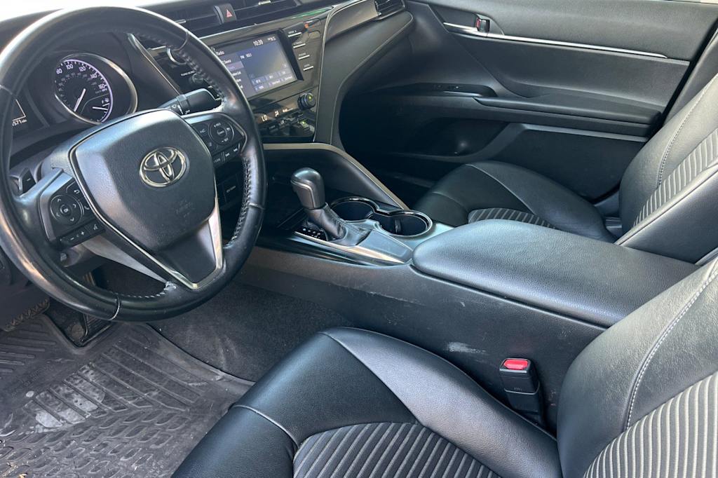 Thumbnail: 2019 Toyota Camry - 9