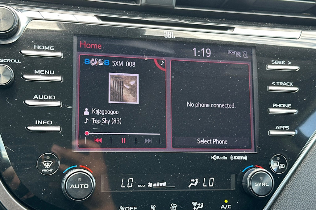 Thumbnail: 2018 Toyota Camry - 14