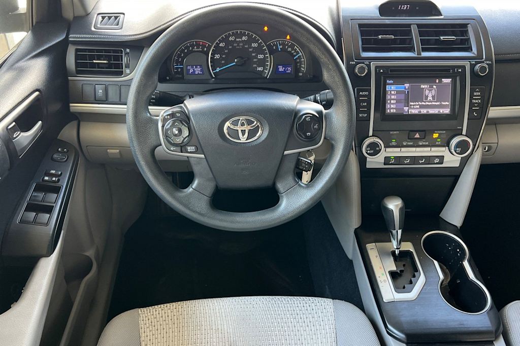 Thumbnail: 2014 Toyota Camry - 12