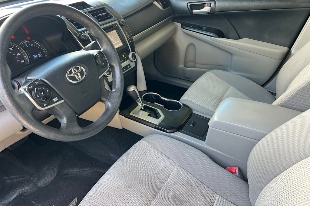 Thumbnail: 2014 Toyota Camry - 9