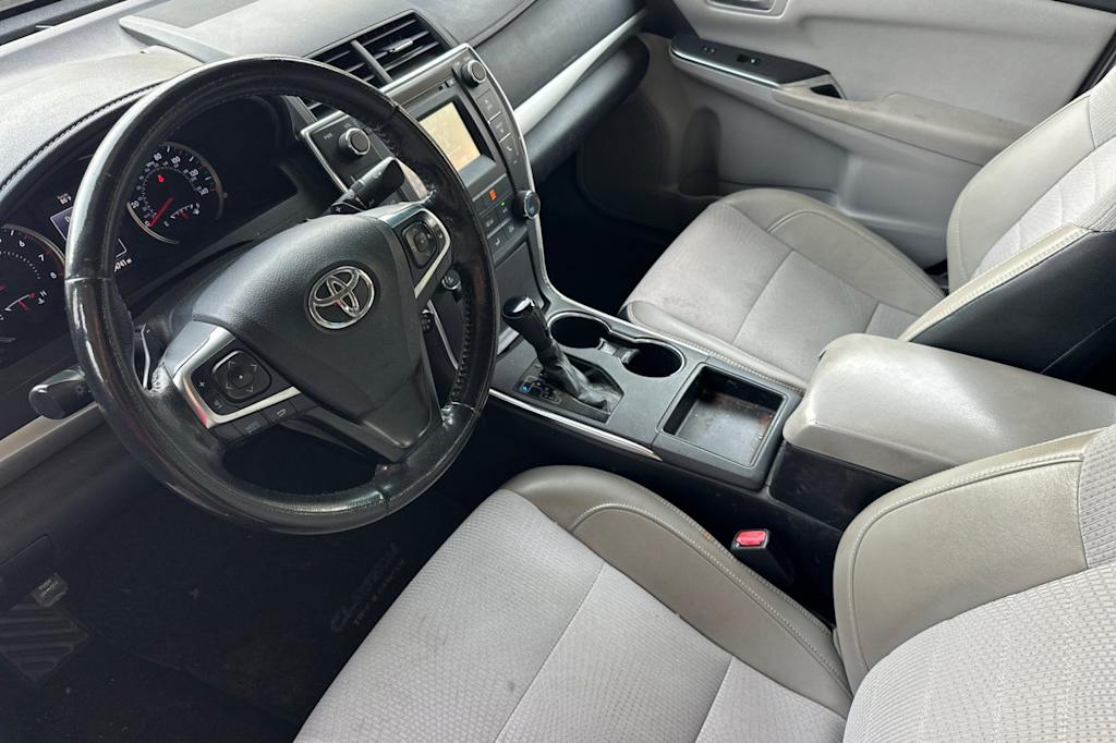 Thumbnail: 2016 Toyota Camry - 9