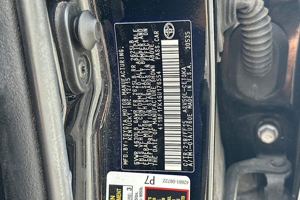 Thumbnail: 2016 Toyota Camry - 17