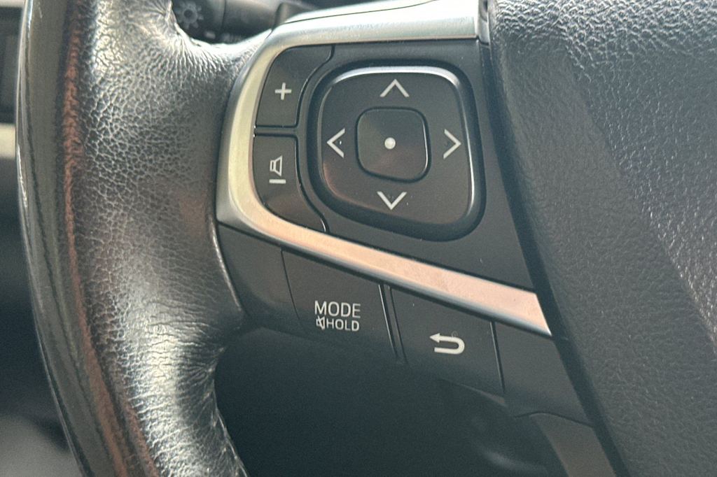 Thumbnail: 2016 Toyota Camry - 28