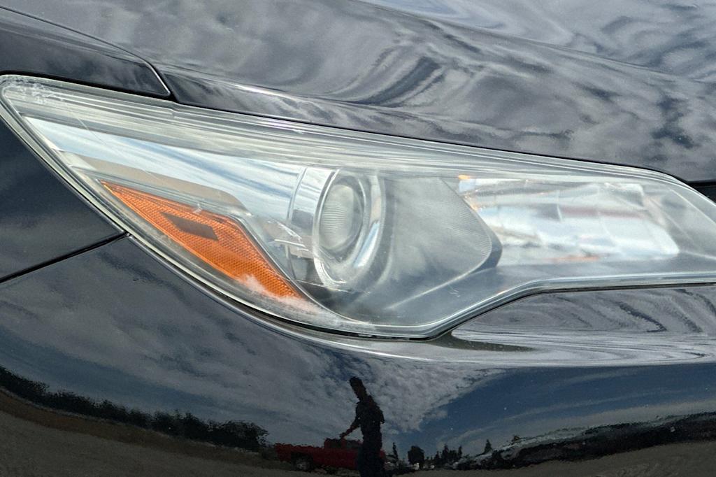 Thumbnail: 2016 Toyota Camry - 31