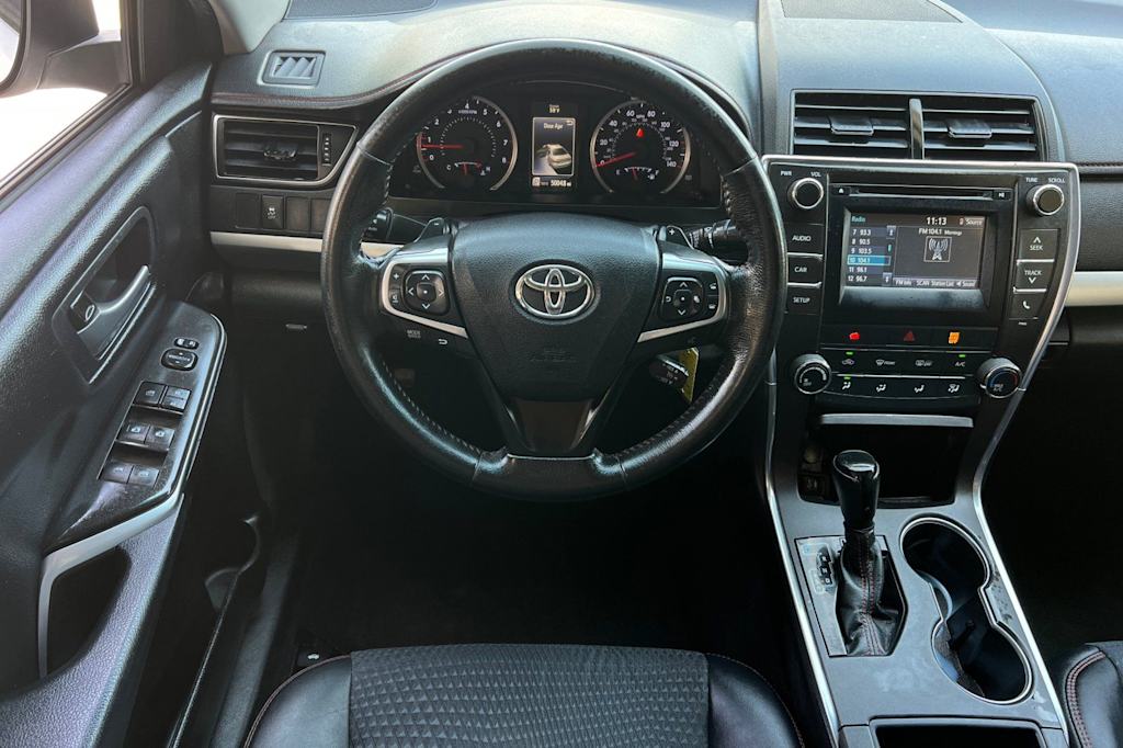 Thumbnail: 2015 Toyota Camry - 12