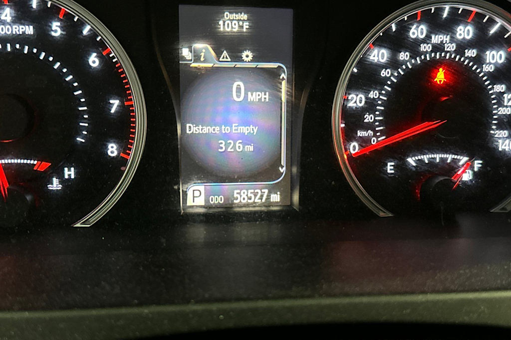 Thumbnail: 2016 Toyota Camry - 26