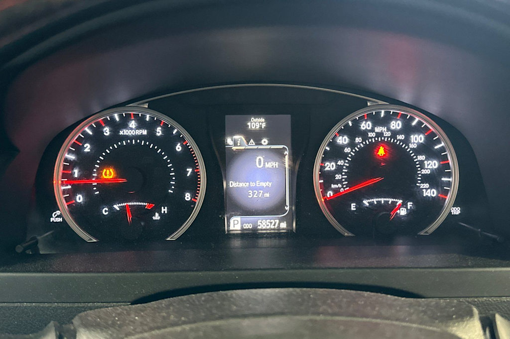 Thumbnail: 2016 Toyota Camry - 16