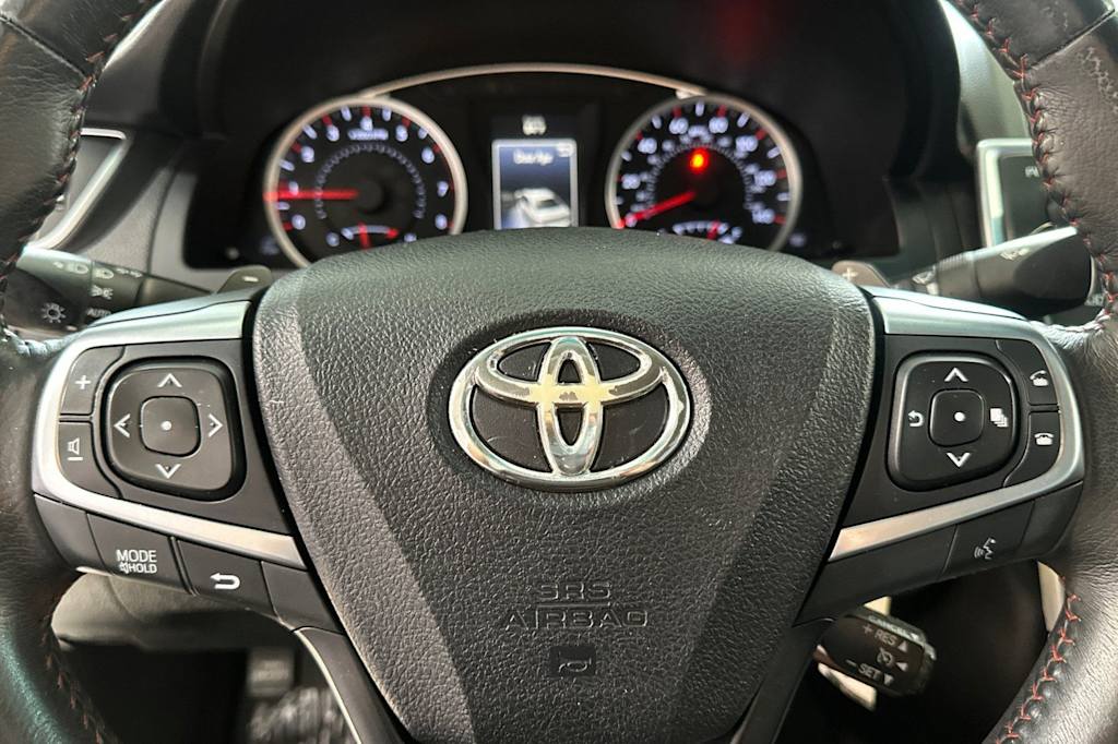 Thumbnail: 2016 Toyota Camry - 27