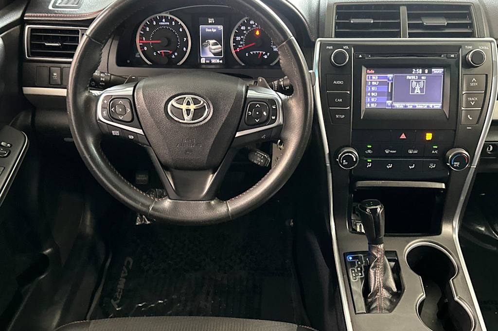 Thumbnail: 2016 Toyota Camry - 12