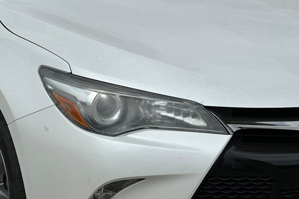Thumbnail: 2016 Toyota Camry - 32