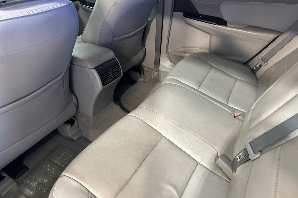 Thumbnail: 2015 Toyota Camry - 10