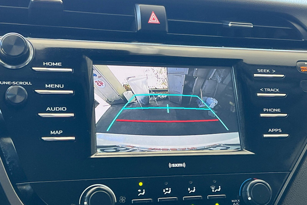 Thumbnail: 2020 Toyota Camry - 26
