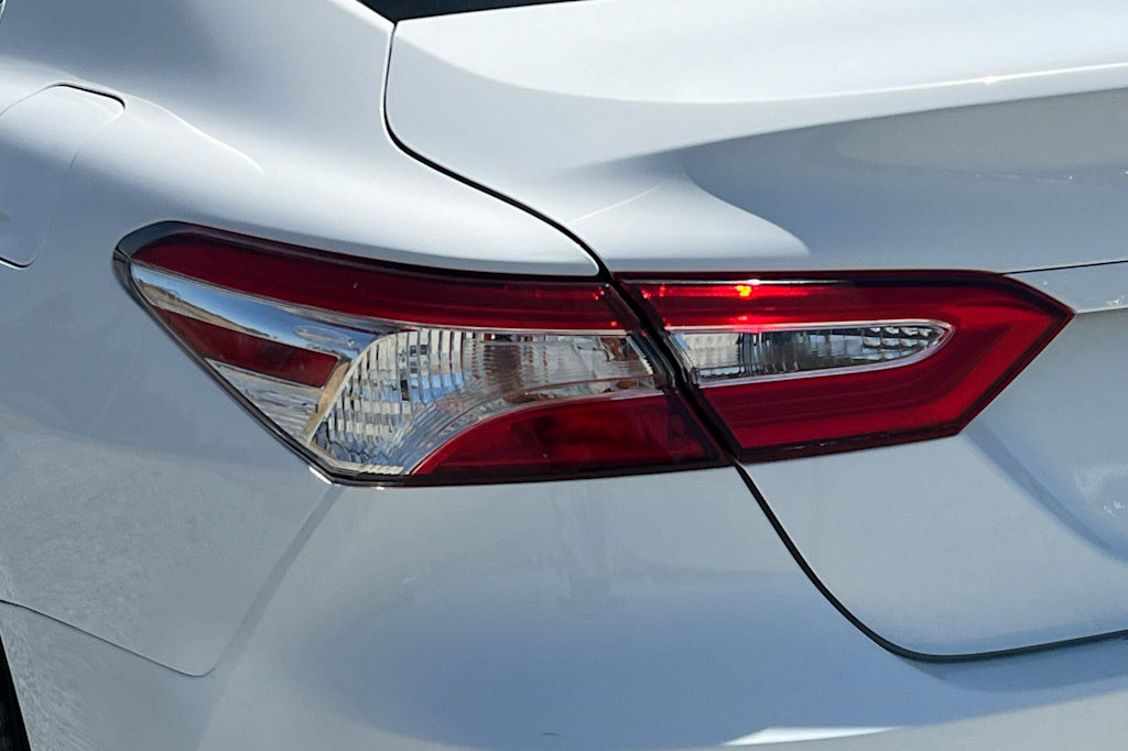 Thumbnail: 2020 Toyota Camry - 35