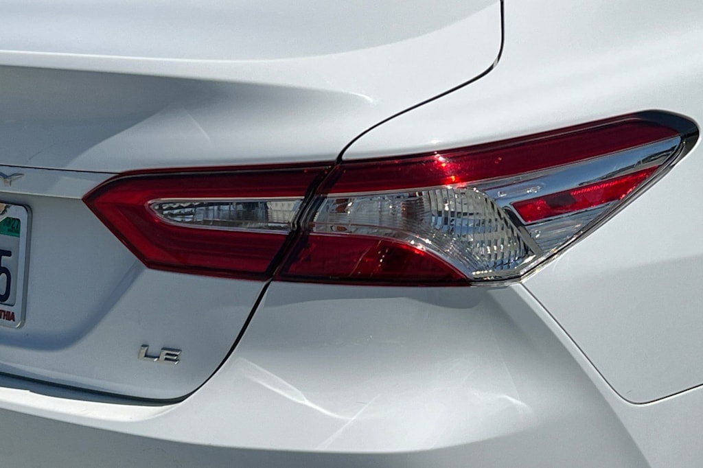 Thumbnail: 2020 Toyota Camry - 23