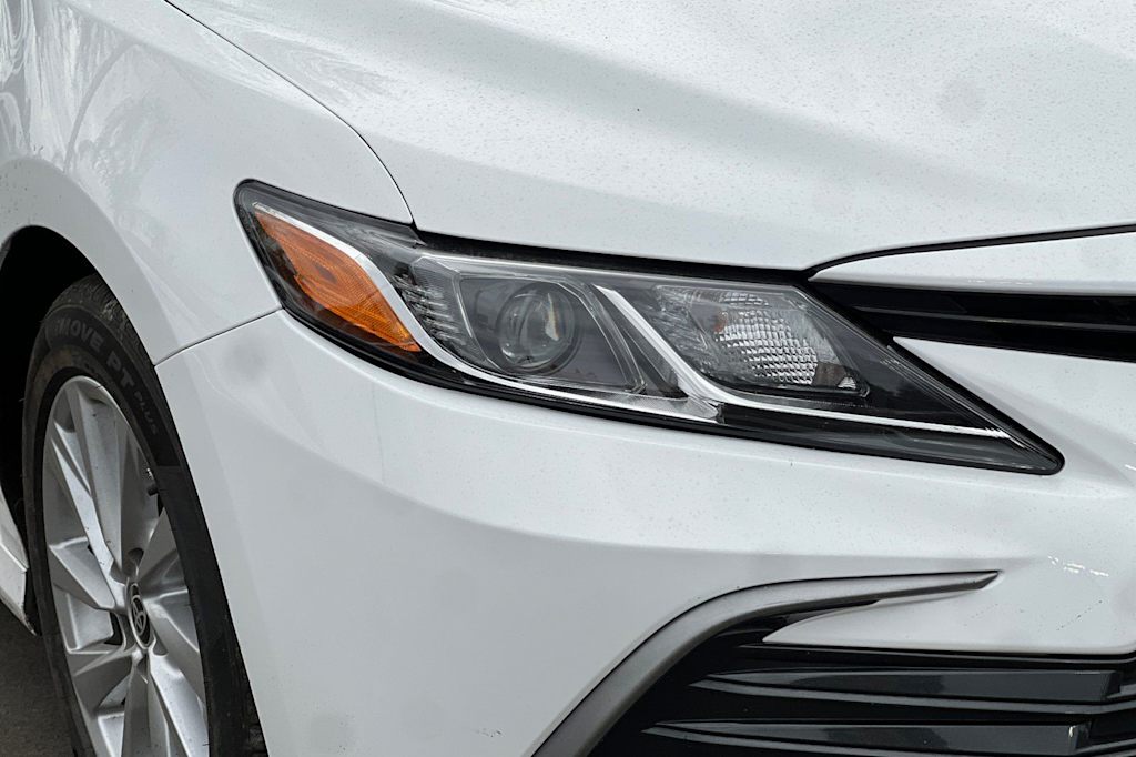 Thumbnail: 2023 Toyota Camry - 32