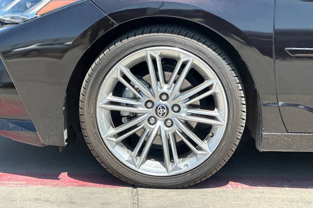 Thumbnail: 2021 Toyota Avalon - 8