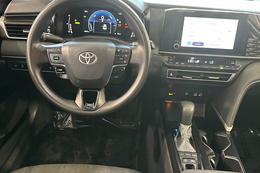 Thumbnail: 2025 Toyota Camry - 13