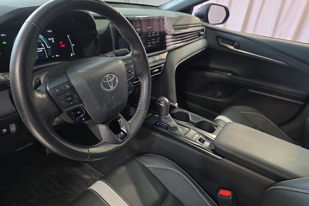 Thumbnail: 2025 Toyota Camry - 9