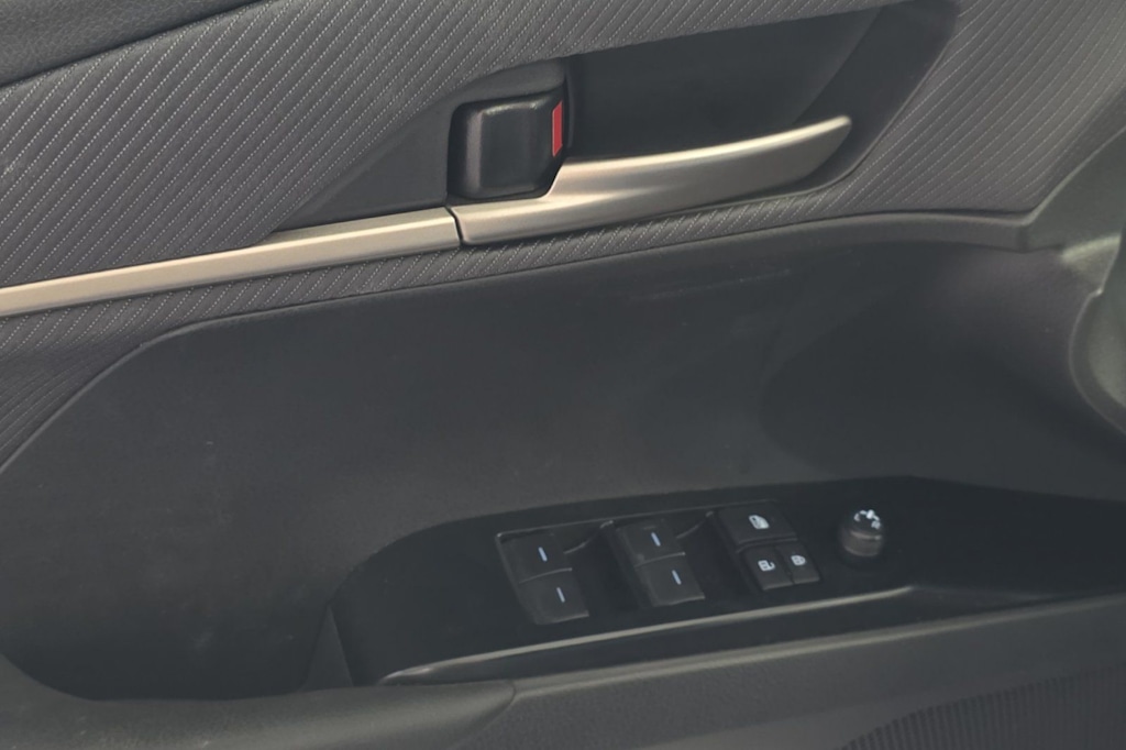 Thumbnail: 2025 Toyota Camry - 20