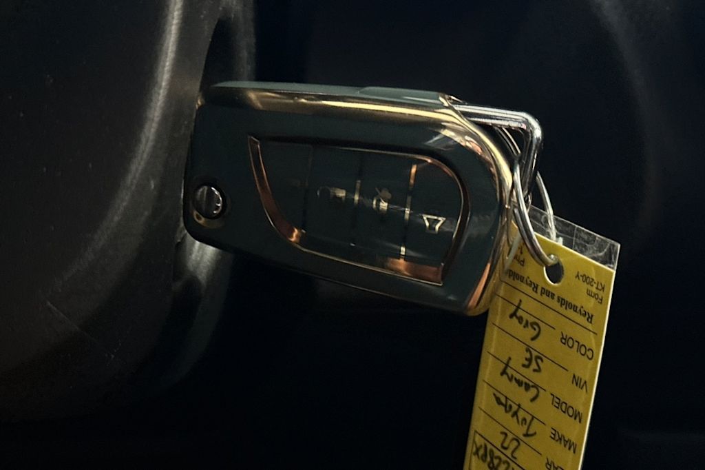 Thumbnail: 2022 Toyota Camry - 27