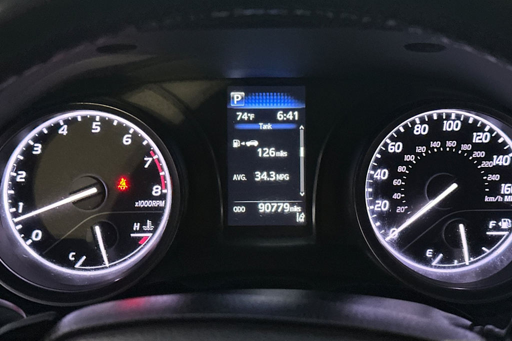 Thumbnail: 2023 Toyota Camry - 16