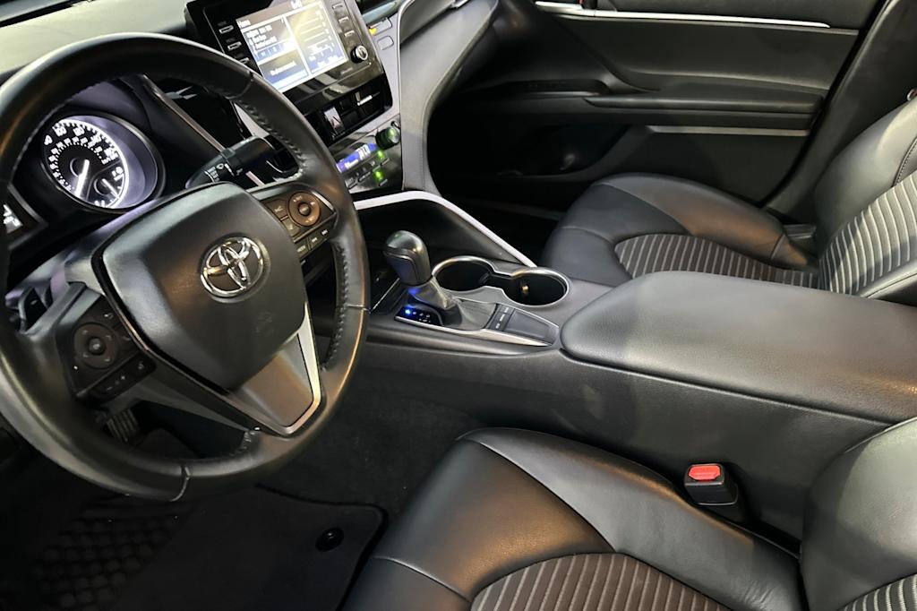 Thumbnail: 2023 Toyota Camry - 9