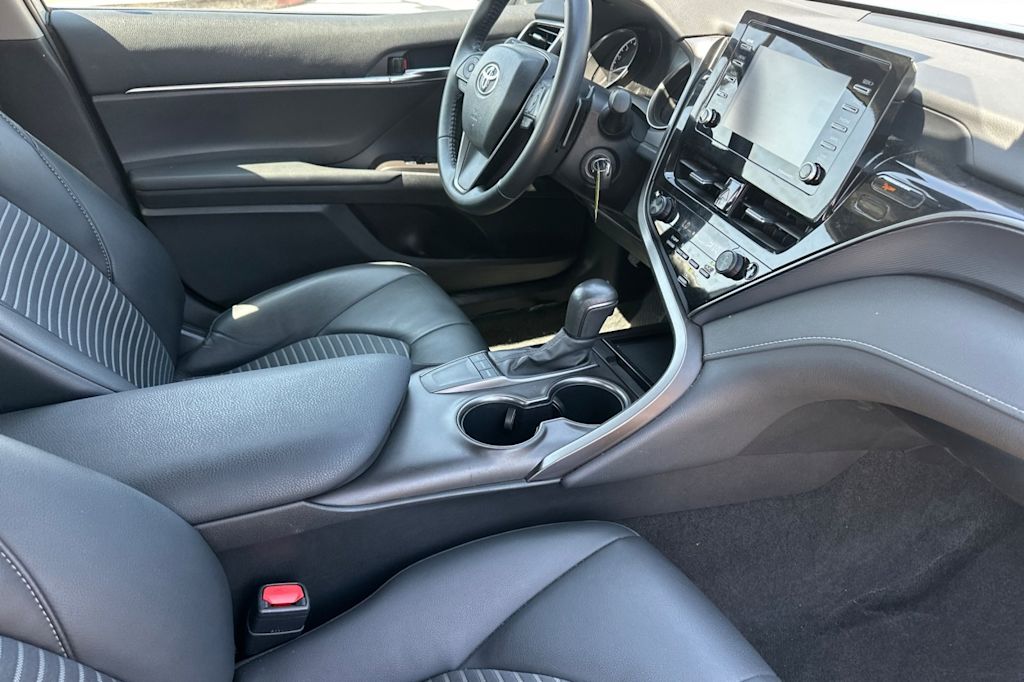 Thumbnail: 2024 Toyota Camry - 13