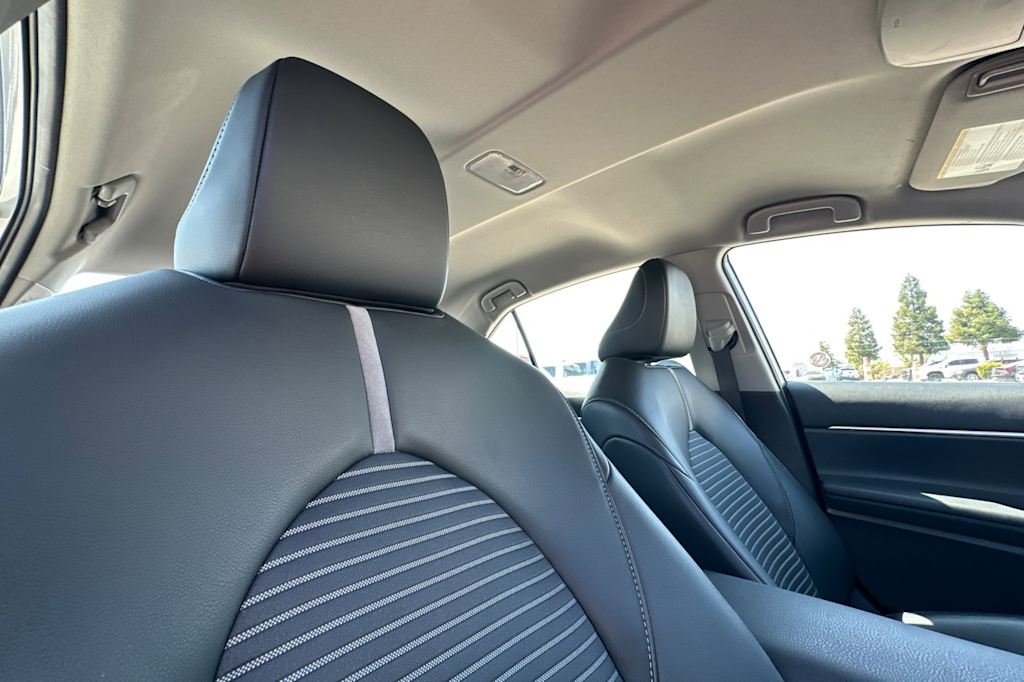 Thumbnail: 2024 Toyota Camry - 10