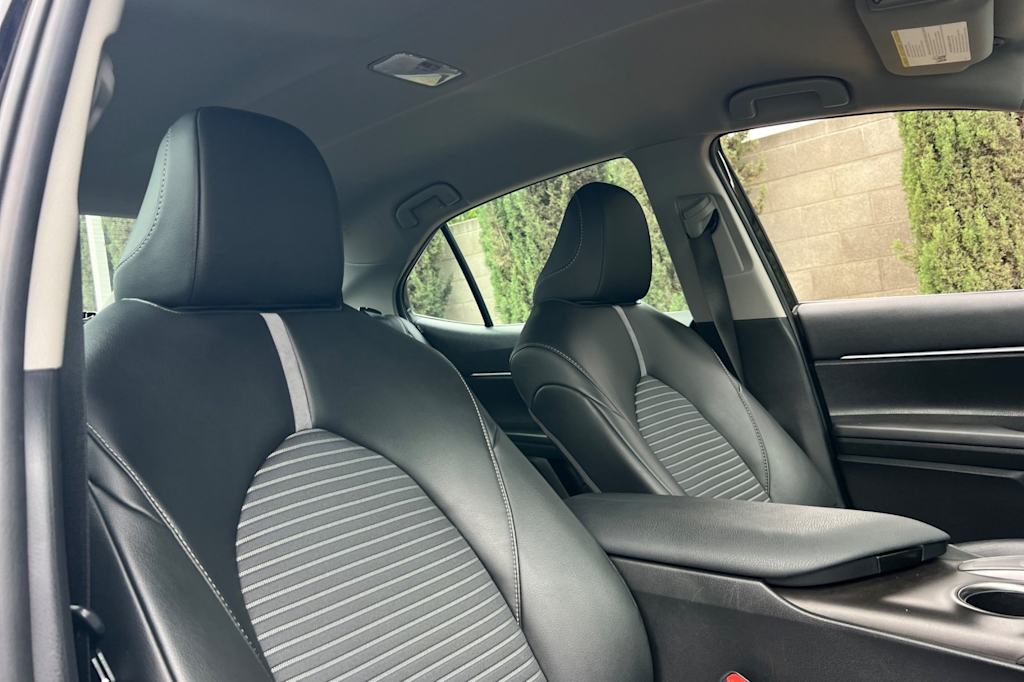 Thumbnail: 2024 Toyota Camry - 10