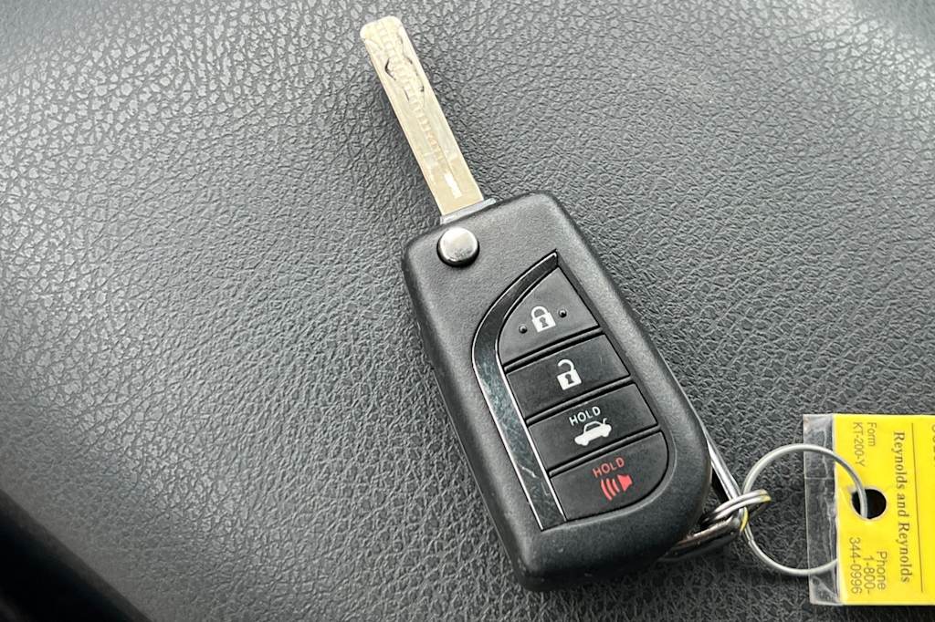 Thumbnail: 2024 Toyota Camry - 17