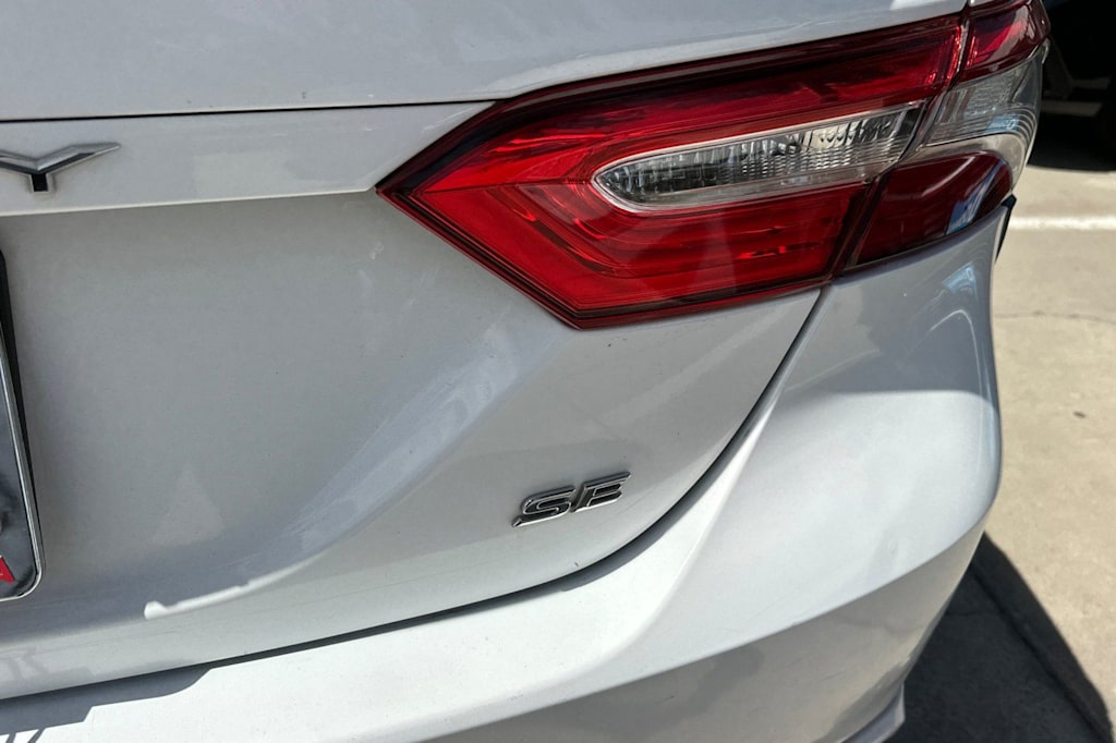 Thumbnail: 2020 Toyota Camry - 22