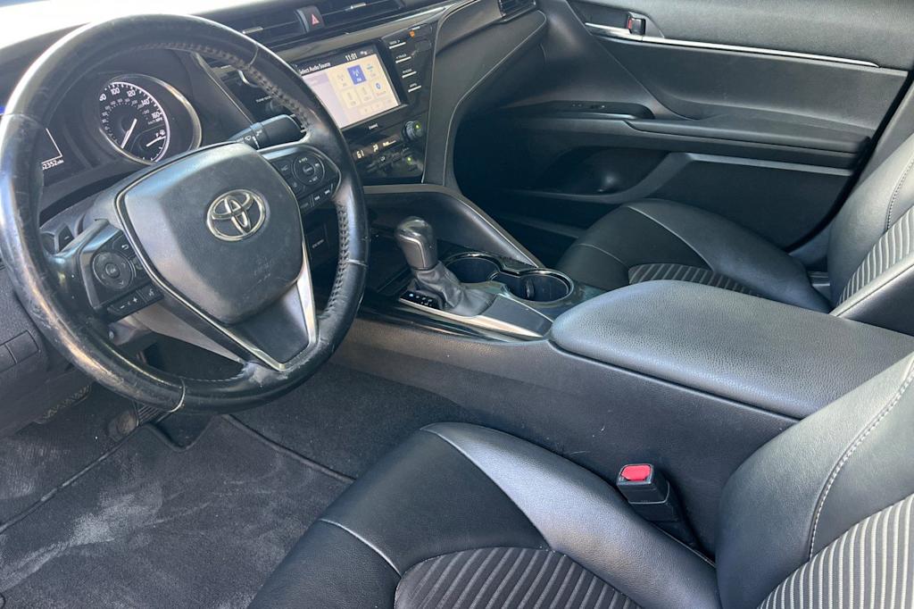 Thumbnail: 2020 Toyota Camry - 9