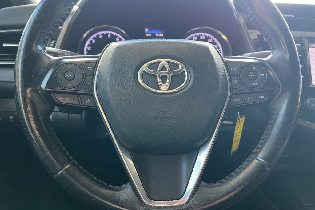 Thumbnail: 2020 Toyota Camry - 26