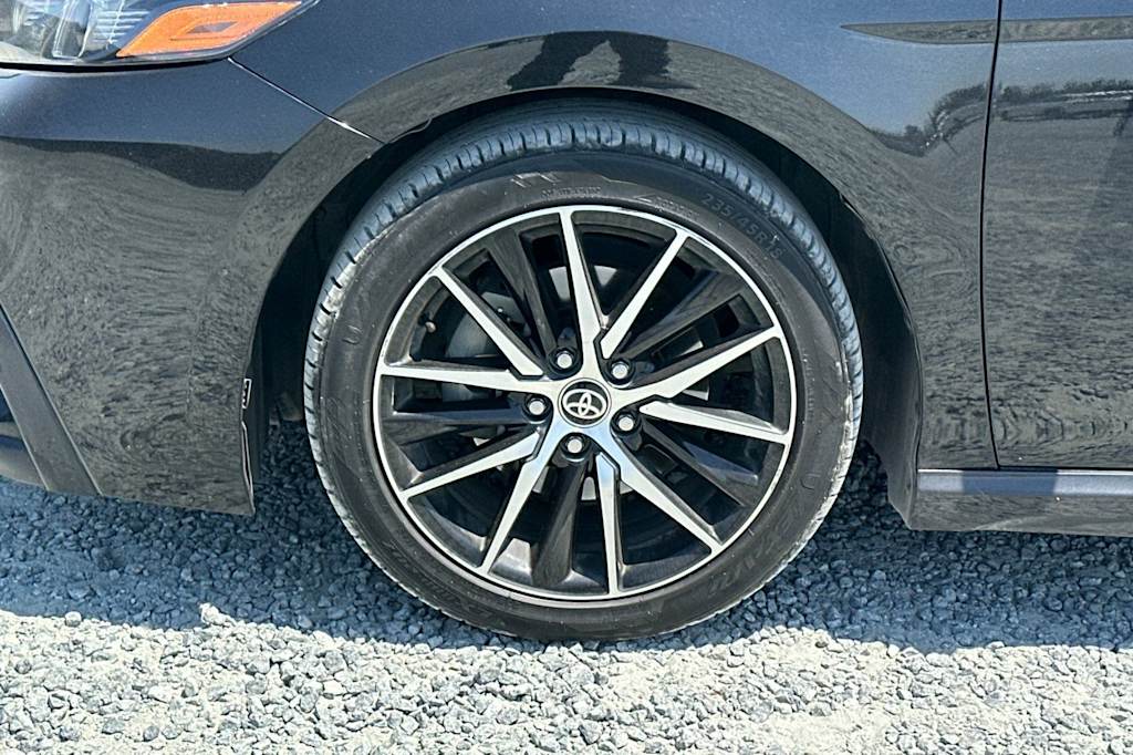 Thumbnail: 2023 Toyota Camry - 8