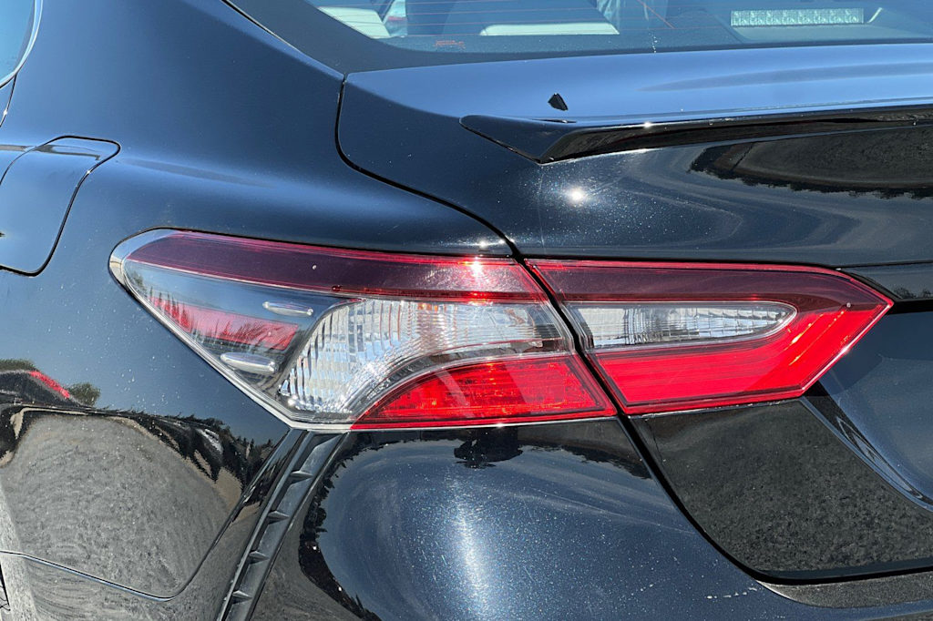 Thumbnail: 2023 Toyota Camry - 32