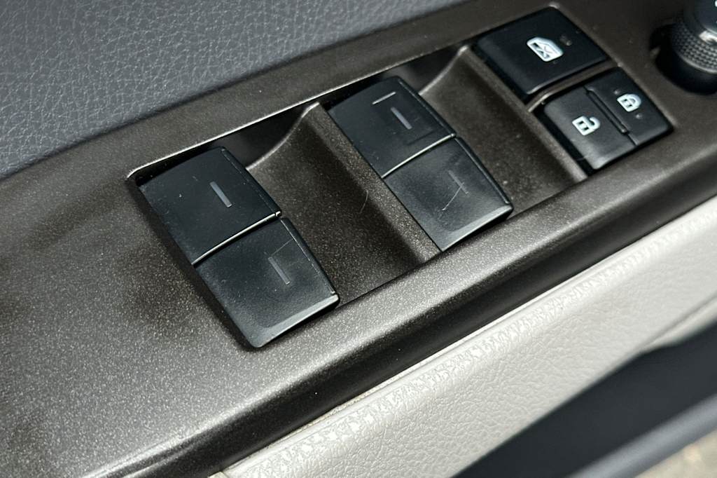 Thumbnail: 2023 Toyota Camry - 23