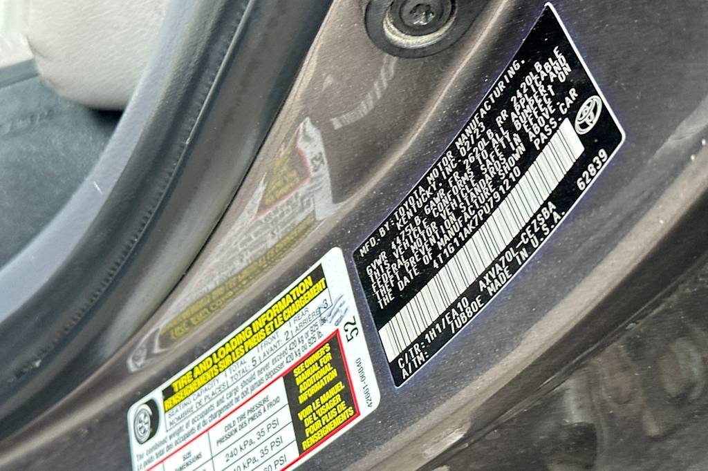 Thumbnail: 2023 Toyota Camry - 17