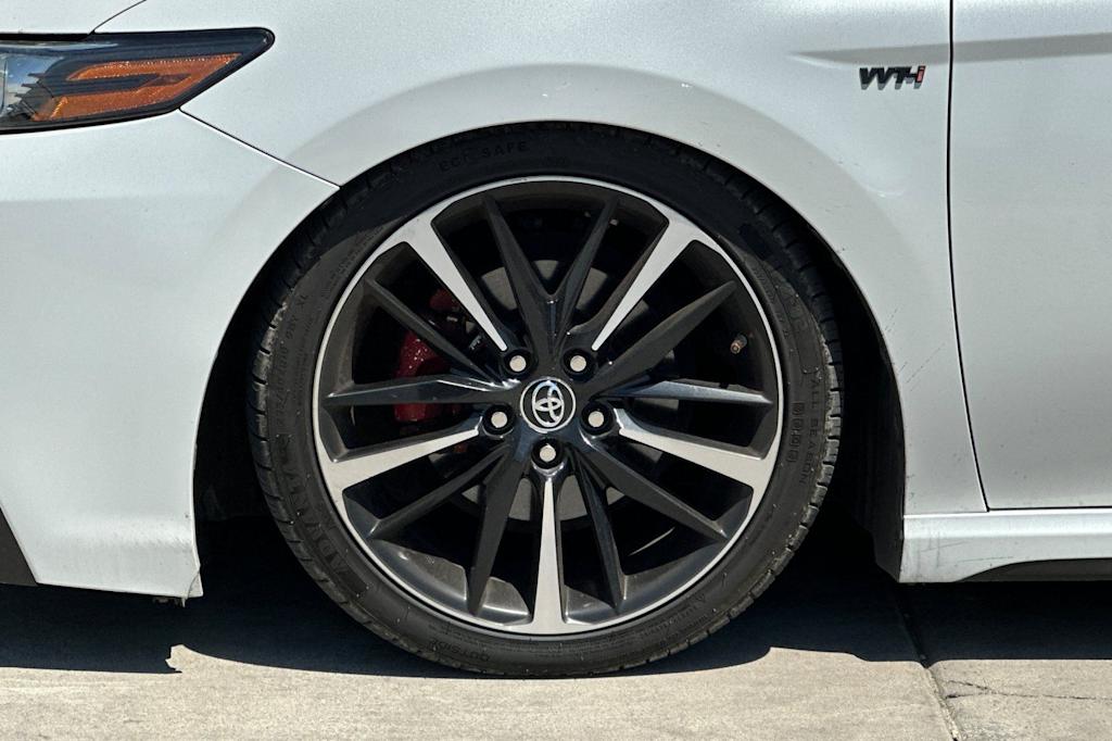 Thumbnail: 2021 Toyota Camry - 8