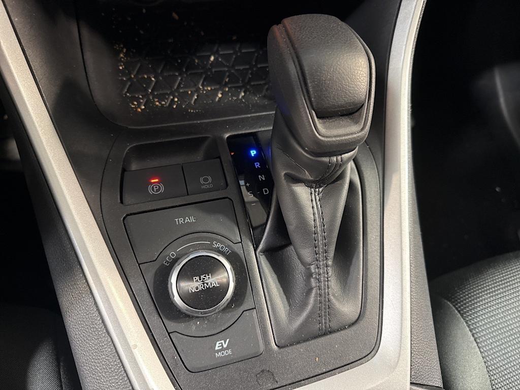 Thumbnail: 2025 Toyota RAV4 - 15