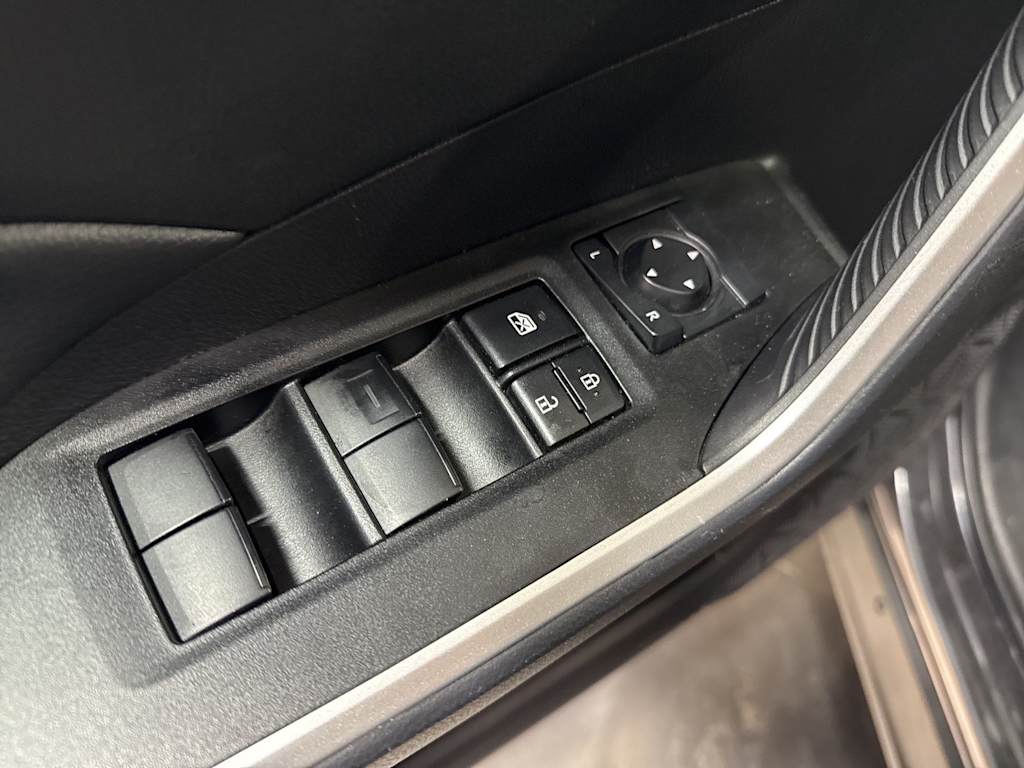 Thumbnail: 2025 Toyota RAV4 - 23