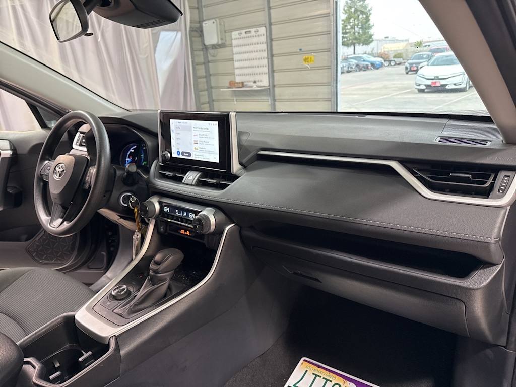 Thumbnail: 2025 Toyota RAV4 - 12