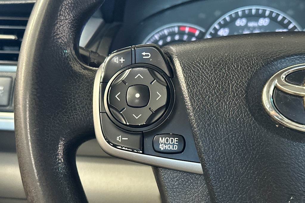 Thumbnail: 2014 Toyota Camry - 29