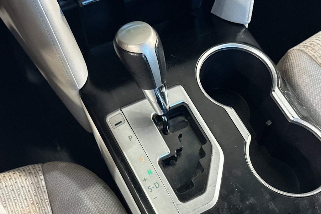 Thumbnail: 2014 Toyota Camry - 15