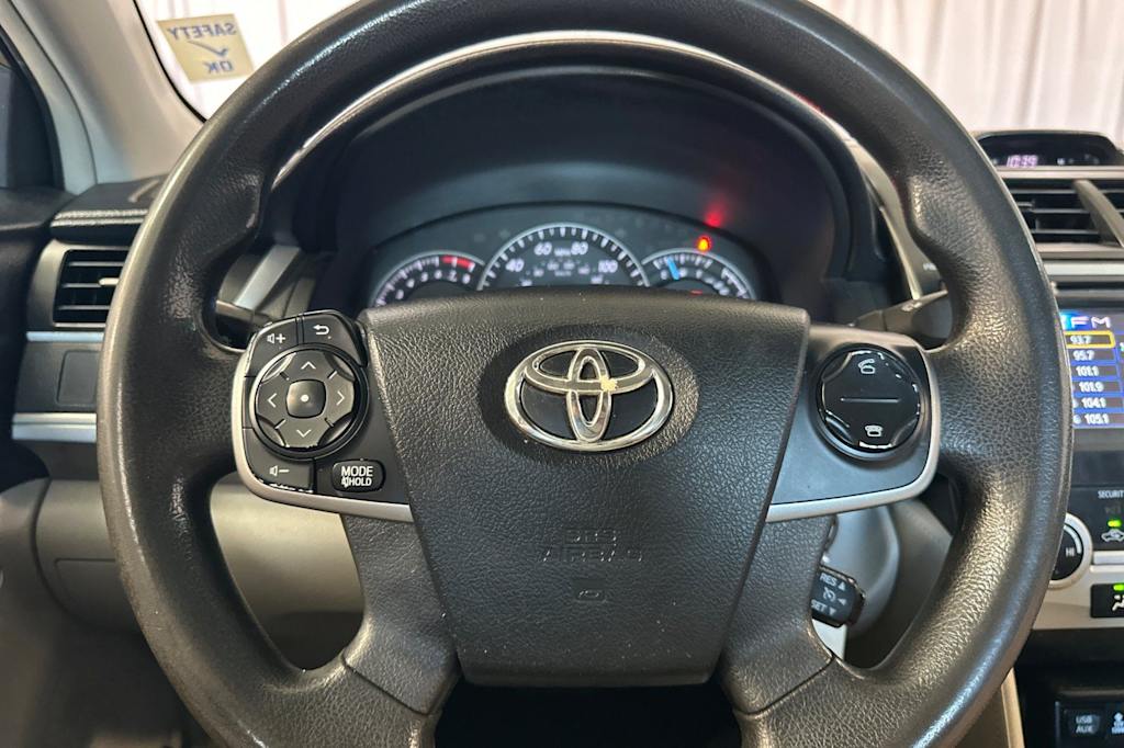 Thumbnail: 2014 Toyota Camry - 27