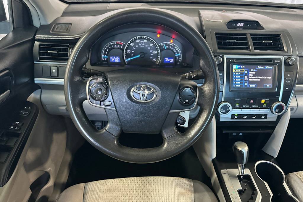 Thumbnail: 2014 Toyota Camry - 12