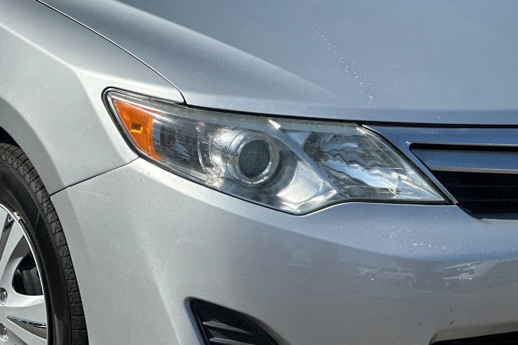 Thumbnail: 2014 Toyota Camry - 32