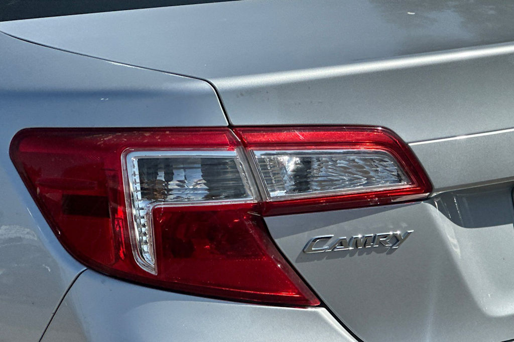 Thumbnail: 2014 Toyota Camry - 33