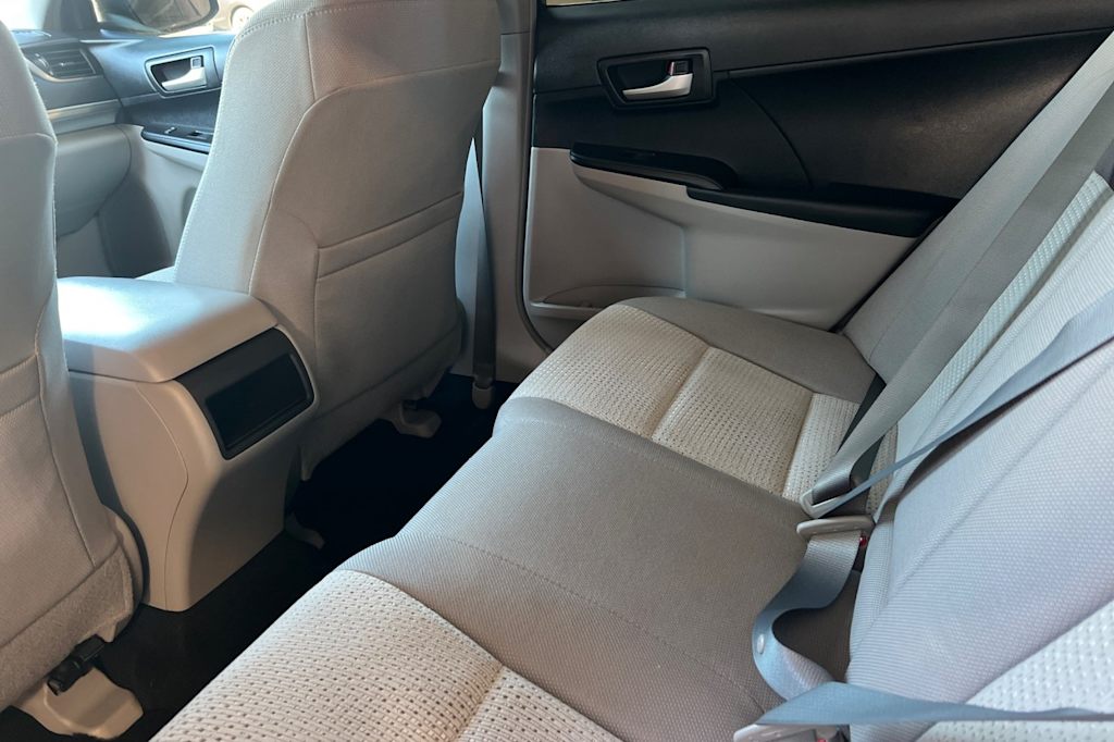 Thumbnail: 2012 Toyota Camry - 11