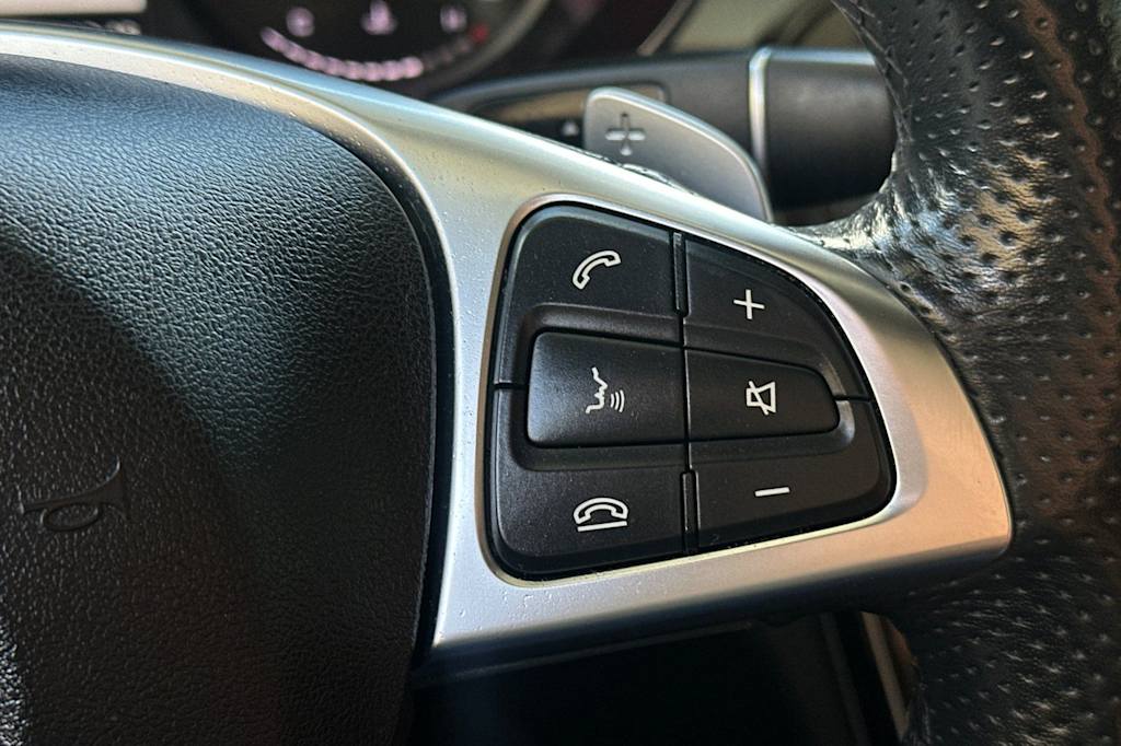 Thumbnail: 2018 Mercedes-Benz C-Class - 30