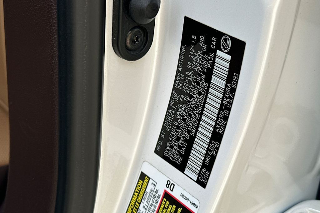 Thumbnail: 2019 Lexus ES - 18